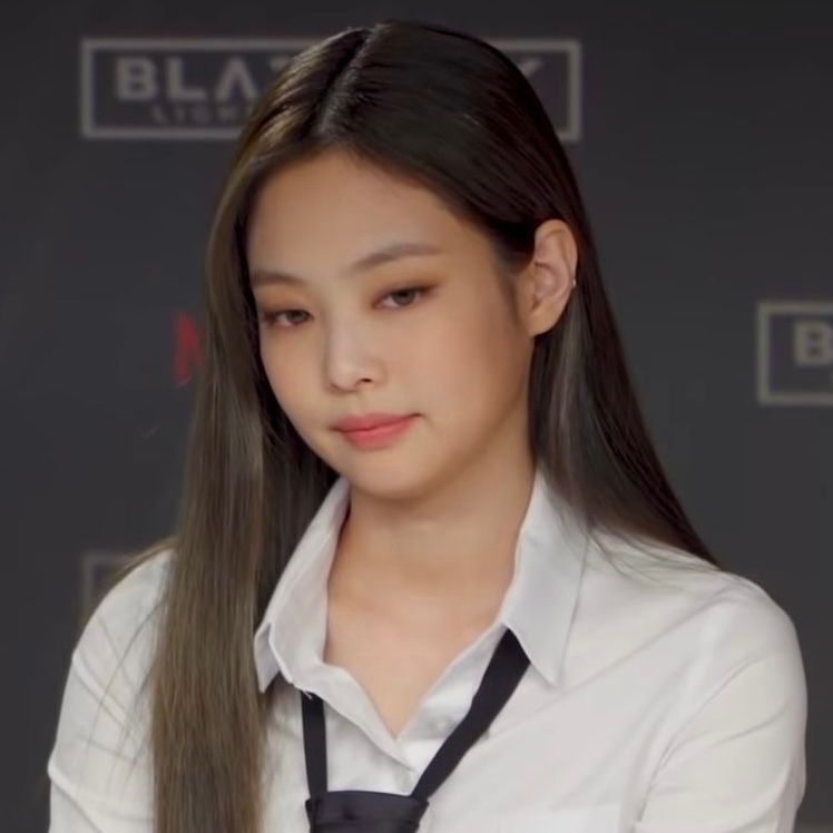 What do you think Jennie Kim (Ópera)'s MBTI personality type is?